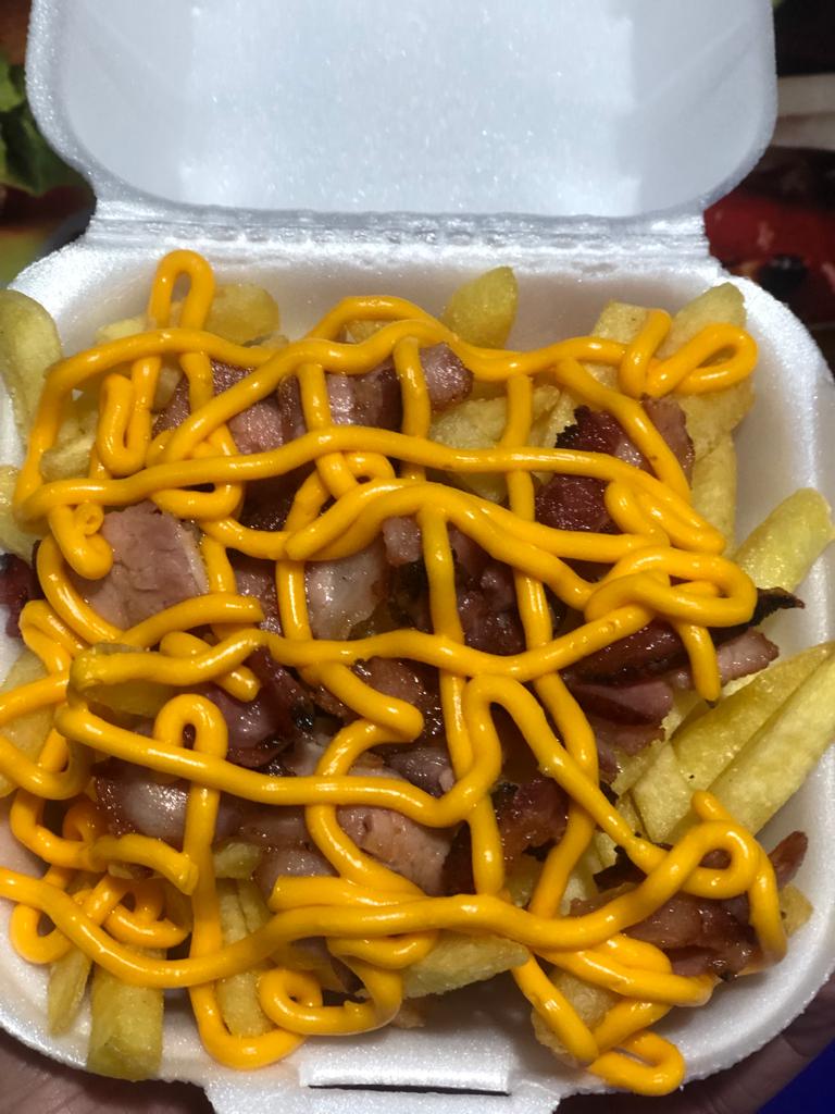 batata com bacon e cheddar 