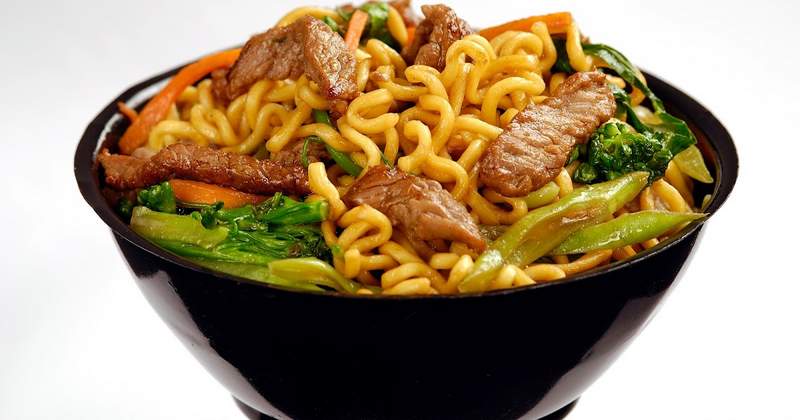 yakissoba carne grande